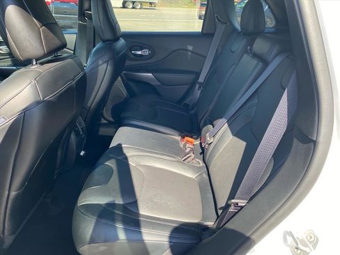 Used 2022 Jeep Cherokee Limited w/ Elite Package AWD/4WD image 24