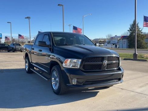 Used 2015 RAM 1500 Express image 3