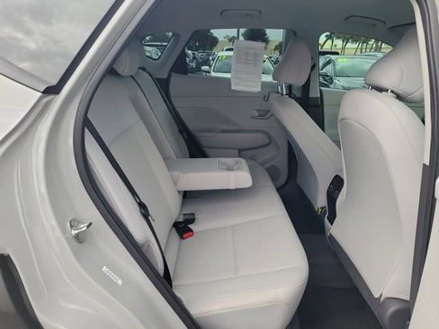 Used 2024 Hyundai Kona SEL FWD image 9