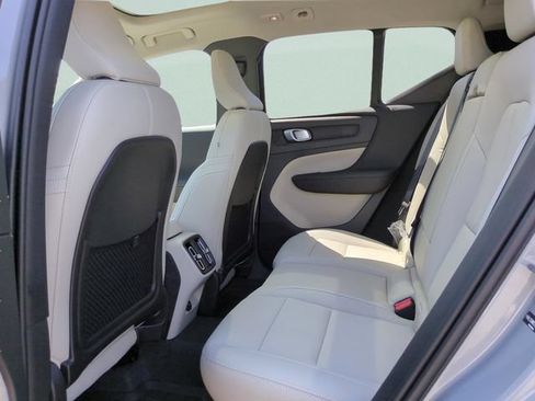 New 2026 Volvo XC40 B5 Ultra w/ Protection Package Premier AWD/4WD image 10