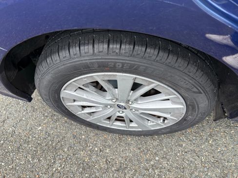 Used 2018 Subaru Impreza 2.0i Premium image 28