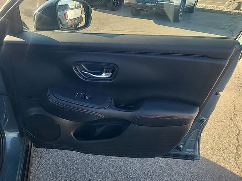 Used 2024 Honda HR-V Sport image 27