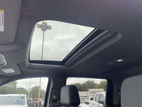 New 2026 Chevrolet Silverado 1500 LT Trail Boss w/ Convenience Package II image 9