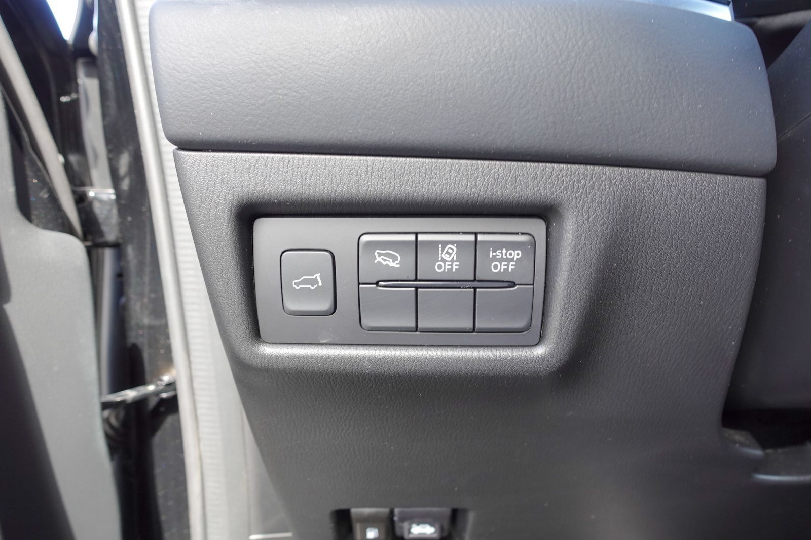 Certified 2025 MAZDA CX-5 Carbon Edition AWD/4WD image 18
