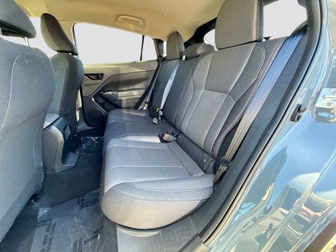 Used 2025 Subaru Crosstrek 2.0i image 19