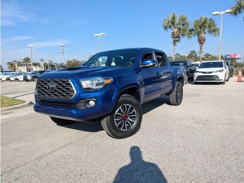 Used 2022 Toyota Tacoma TRD Sport w/ Technology Package image 1