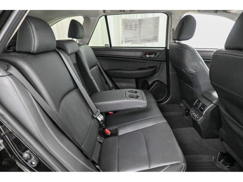 Used 2019 Subaru Outback 2.5i Limited AWD/4WD image 20