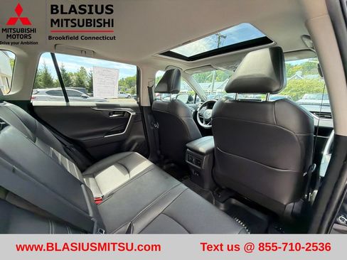 Used 2023 Toyota RAV4 XLE AWD/4WD image 51