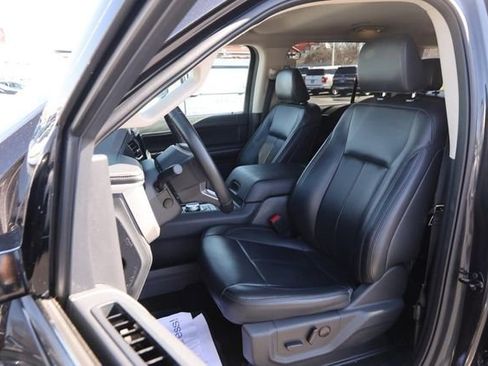 Certified 2024 Ford Expedition Max XLT image 9