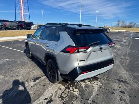 Used 2023 Toyota RAV4 XSE image 5