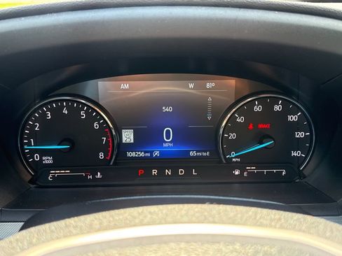 Used 2023 Ford Explorer XLT w/ Equipment Group 202A AWD/4WD image 21