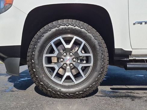 Used 2021 GMC Canyon AT4 AWD/4WD image 11
