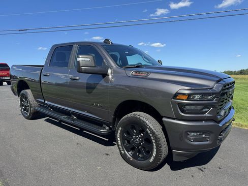 Used 2025 RAM 2500 Big Horn AWD/4WD image 11