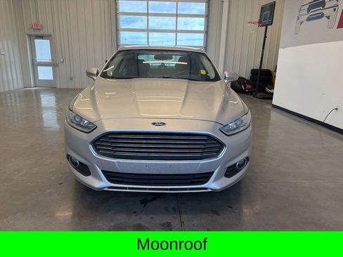 Used 2014 Ford Fusion SE w/ Equipment Group 202A FWD image 9