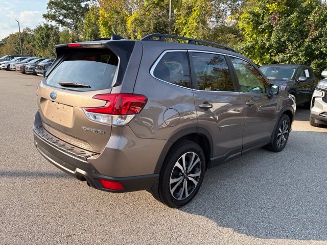 Used 2024 Subaru Forester Limited AWD/4WD image 5