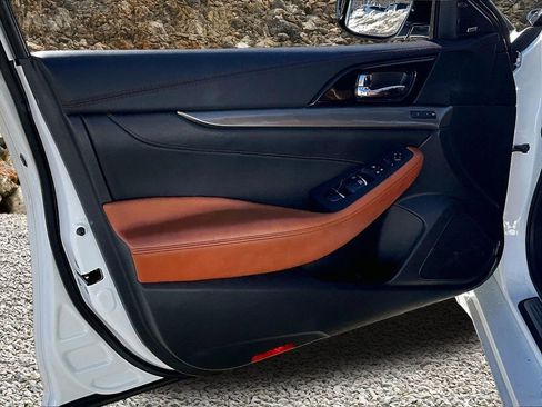 Used 2020 Nissan Maxima Platinum w/ Reserve Package image 20