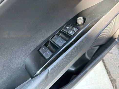 Used 2025 Toyota Camry SE FWD image 20