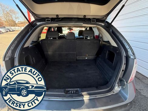 Used 2010 Ford Edge SEL image 8