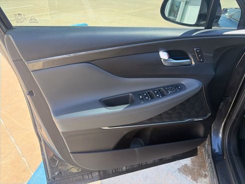 Used 2022 Hyundai Santa Fe Limited image 6