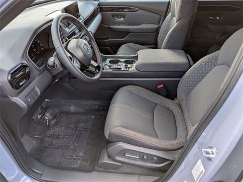 New 2025 Honda Pilot Sport image 10