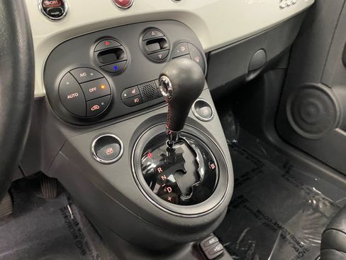 Used 2018 FIAT 500 Lounge FWD image 29