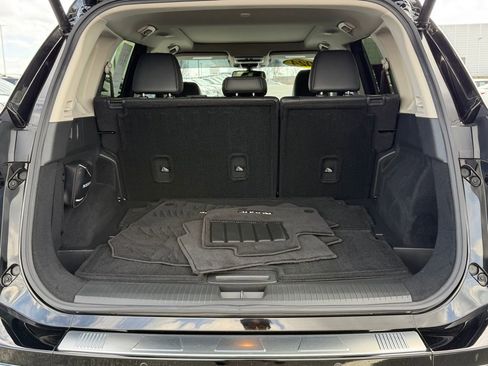 Used 2024 Nissan Rogue Platinum image 44