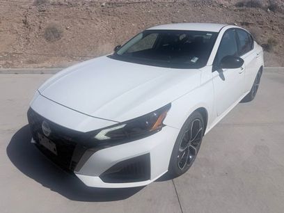 Used 2023 Nissan Altima 2.5 SR