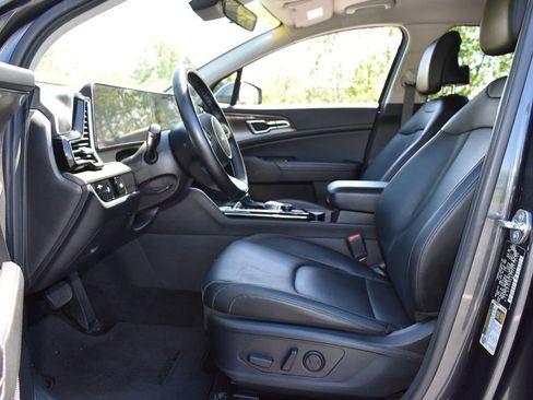 Used 2023 Kia Sportage EX AWD/4WD image 11