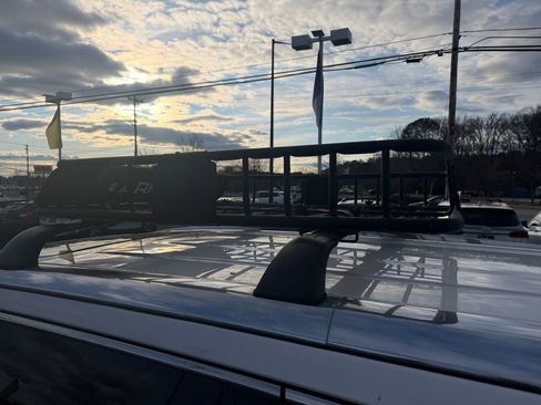 Used 2019 Toyota Highlander Limited image 23