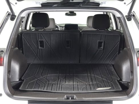 Used 2023 Chevrolet Blazer LT w/ Convenience Package FWD image 19