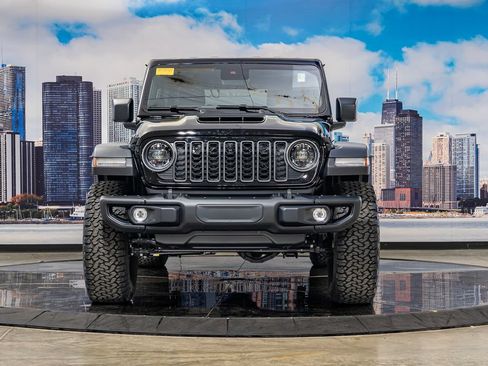 Used 2026 Jeep Wrangler Unlimited Rubicon 392 w/ Quick Order Package 27X Moab AWD/4WD image 3