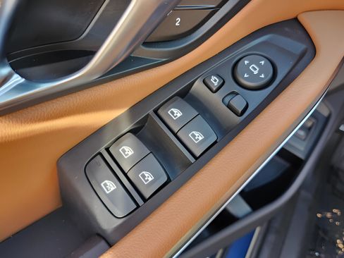 New 2026 BMW 330i Sedan w/ Convenience Package RWD image 27