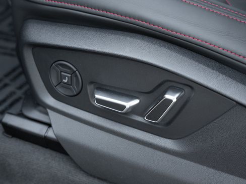 New 2026 Audi SQ8 Prestige image 25