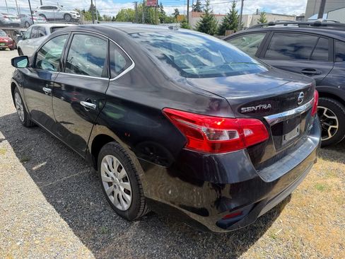Used 2017 Nissan Sentra SV FWD image 1