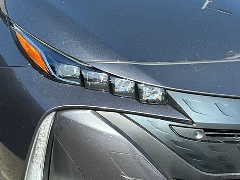 Used 2017 Toyota Prius Prime Plus image 14