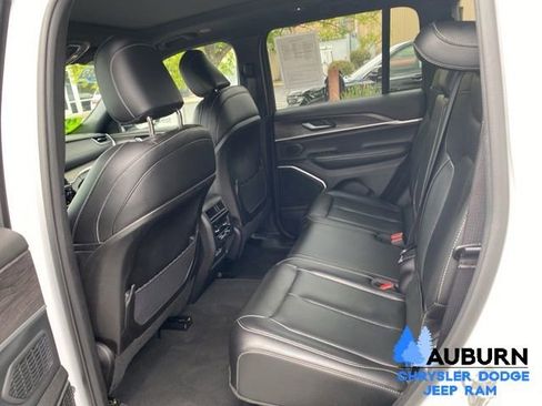 Used 2024 Jeep Grand Cherokee Limited 4xe AWD/4WD image 26