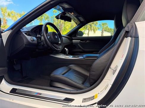 Used 2016 BMW Z4 sDrive28i w/ M Sport Package image 39