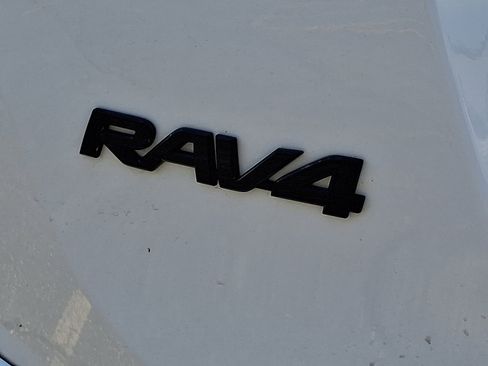 Used 2018 Toyota RAV4 Adventure w/ Cold Weather Package AWD/4WD image 3