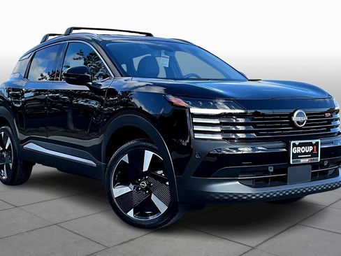 New 2026 Nissan Kicks SR w/ SR Premium Package image 2