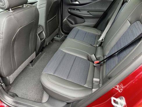 Used 2025 Buick Envista Preferred w/ Convenience I Package image 11