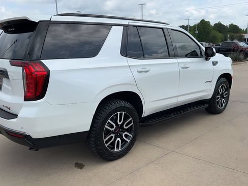 Used 2023 GMC Yukon AT4 AWD/4WD image 9