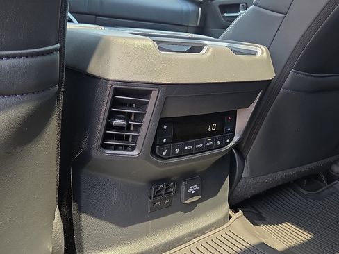 Used 2023 Toyota Sequoia Platinum AWD/4WD image 13