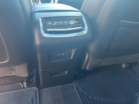 Used 2023 Cadillac XT6 Premium Luxury w/ Technology Package image 26