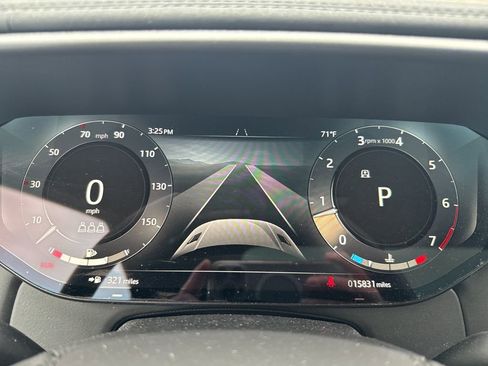 Used 2025 Land Rover Range Rover Sport SE AWD/4WD image 15