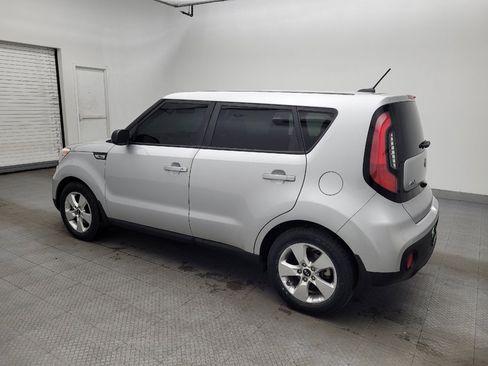 Used 2017 Kia Soul w/ Convenience Package image 3