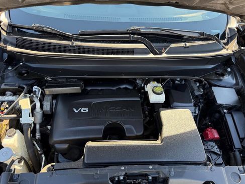 Used 2019 Nissan Pathfinder SL image 25