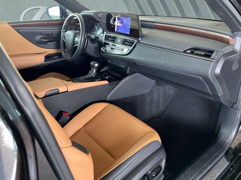 Certified 2025 Lexus ES 350 w/ Premium Package FWD image 26
