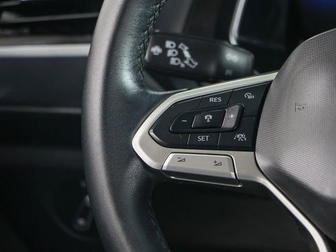 Used 2023 Volkswagen Jetta SE w/ Panoramic Sunroof Package FWD image 13