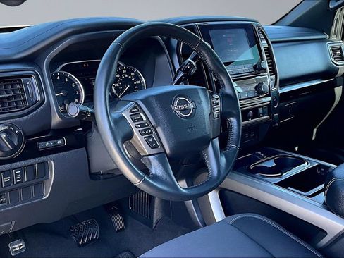 Used 2024 Nissan Titan SV w/ SV Bronze Edition Package RWD image 4