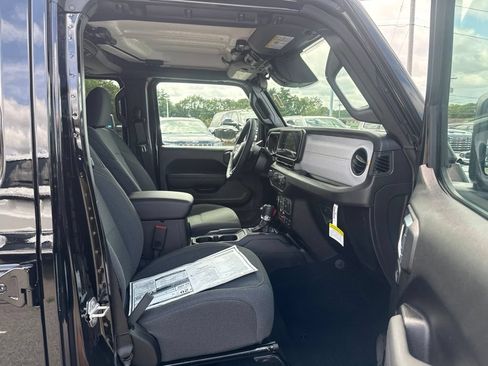 New 2026 Jeep Wrangler Unlimited Sport AWD/4WD image 24